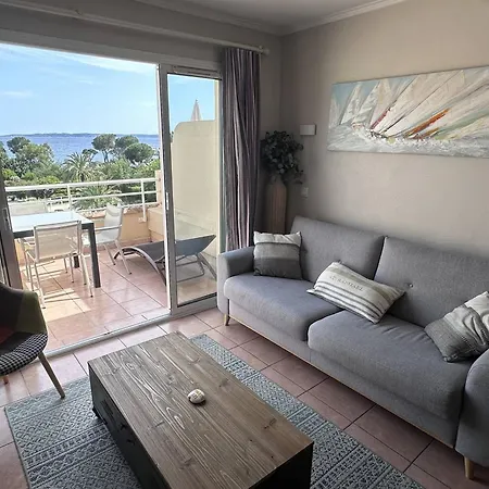 شقة T2 Avec Terrasse Et Parking A Deux Pas De La Aux Issambres - Fr-1-768-122