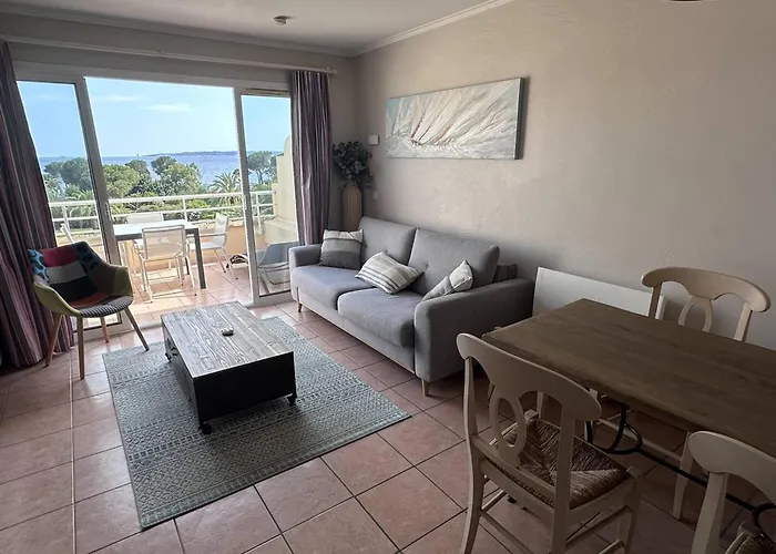 T2 Avec Terrasse Et Parking A Deux Pas De La Aux Issambres - Fr-1-768-122 شقة